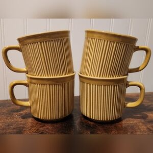 Vintage Ribbed Stackable Coffee Diner Retro Mugs ×4 Yellow Ochre Wabi-Sabi 70s
